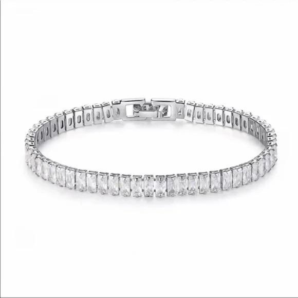 NEW LUXURY BANGLE 925 STERLING SILVER BRACELET, NICE BRACELET, CUTE BRACELET - Picture 7 of 7